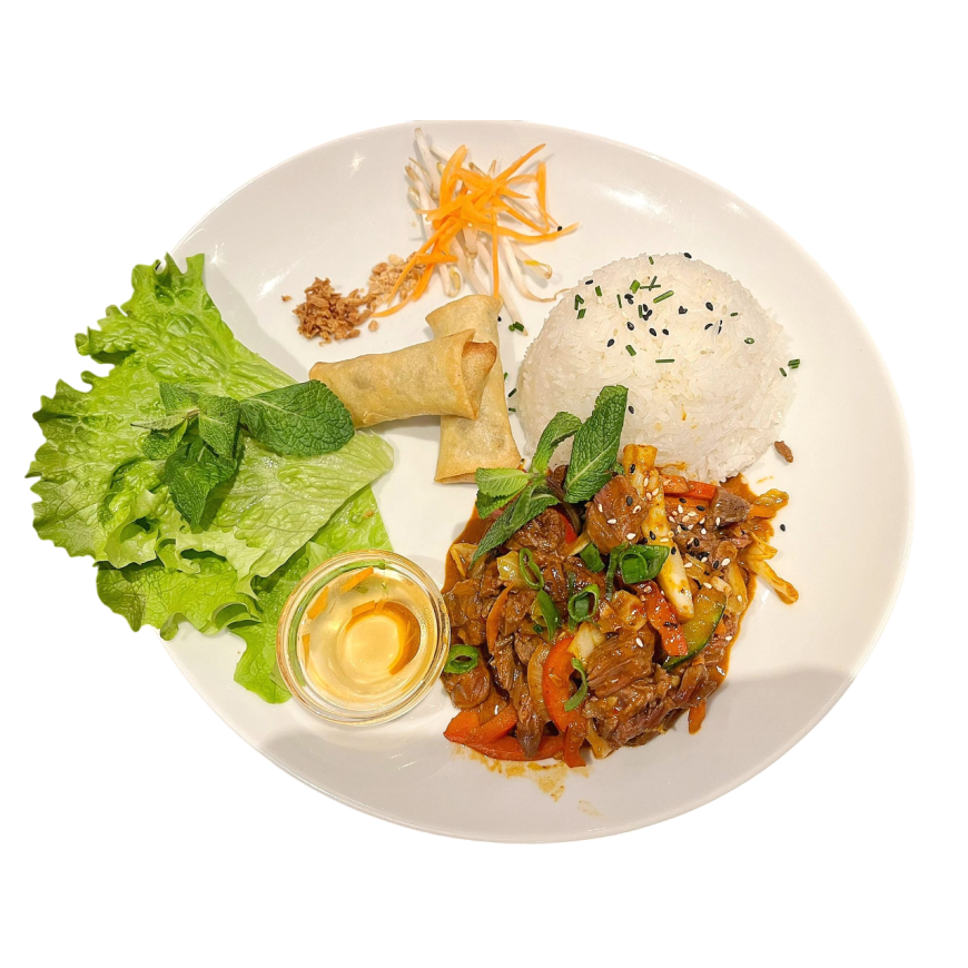 Boeuf sauce saté et nems